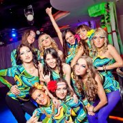 image pacha_flower_party150_cat12_1c0971eatr_401x600-4-jpg
